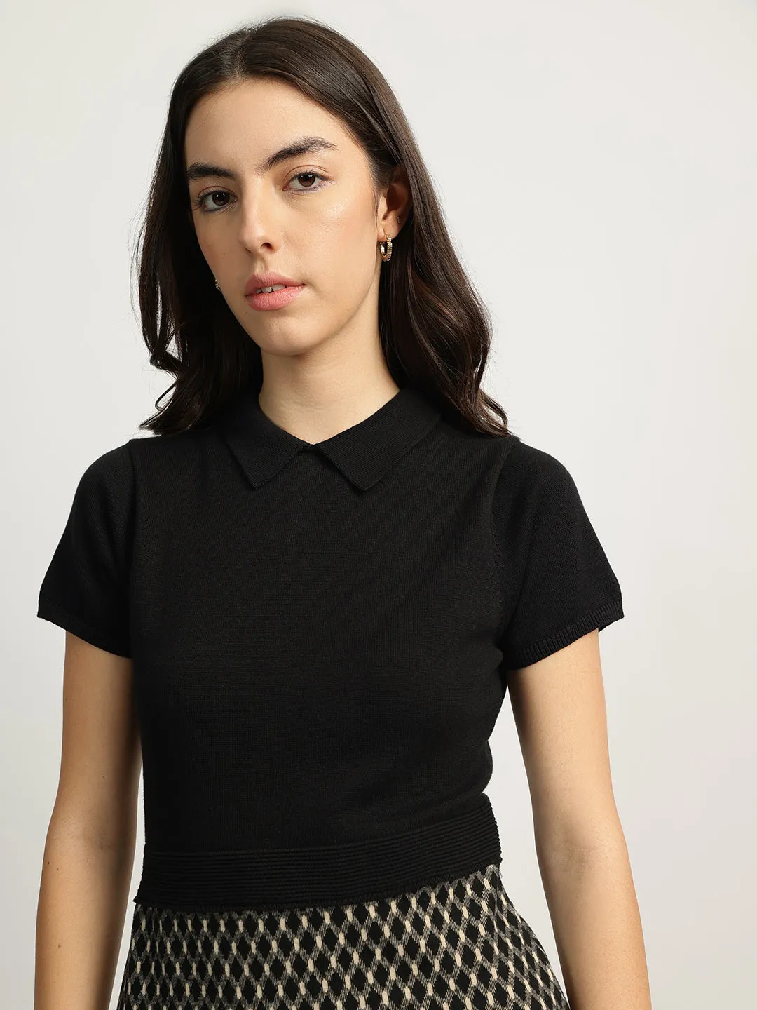 Iconic Women Black Color-Blocked Collar Neck Short Sleeves Bodycon Dress