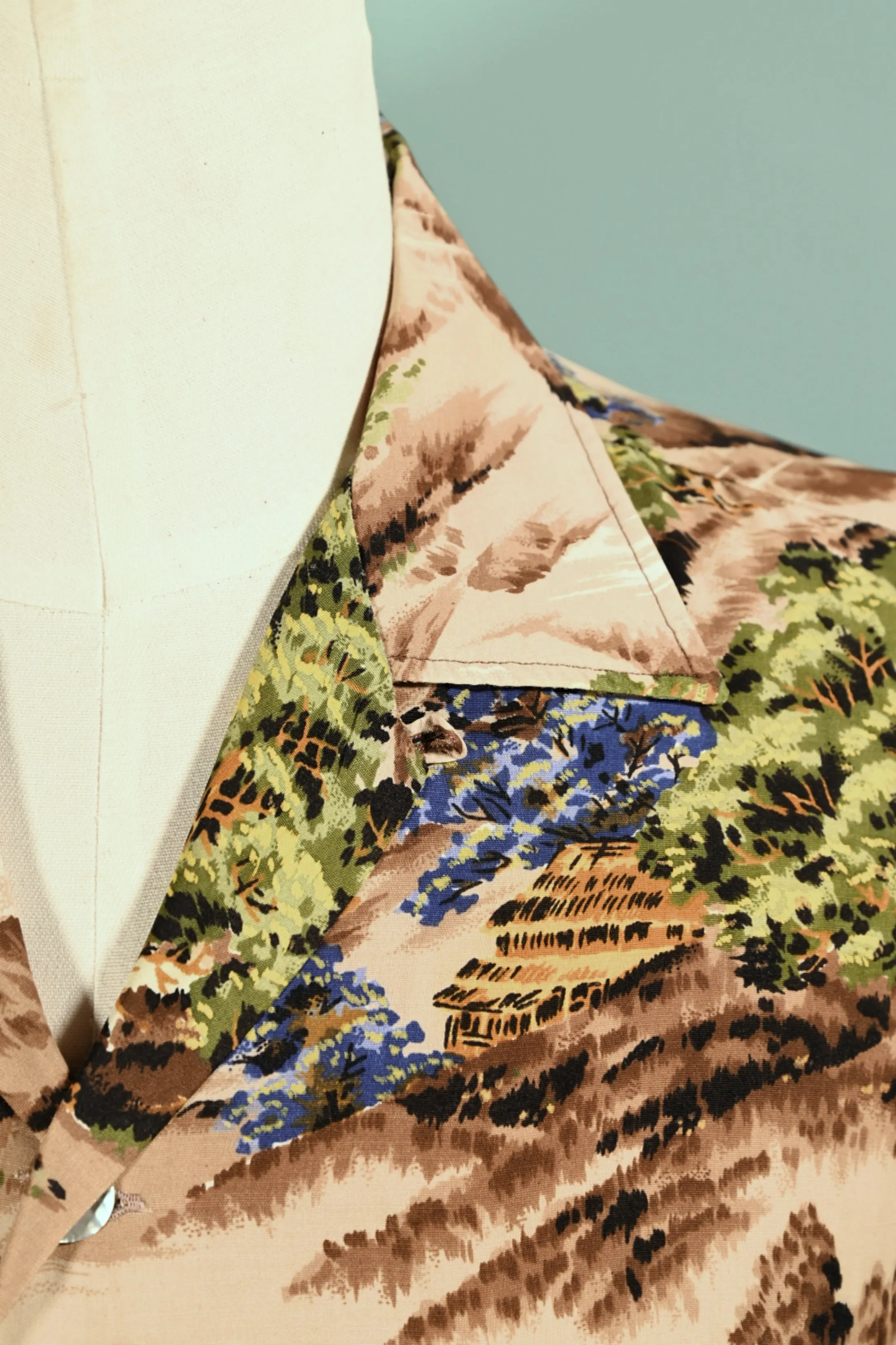 Sports Wear Vintage 50s Rayon Hawaiian Shirt, Made in Japan M