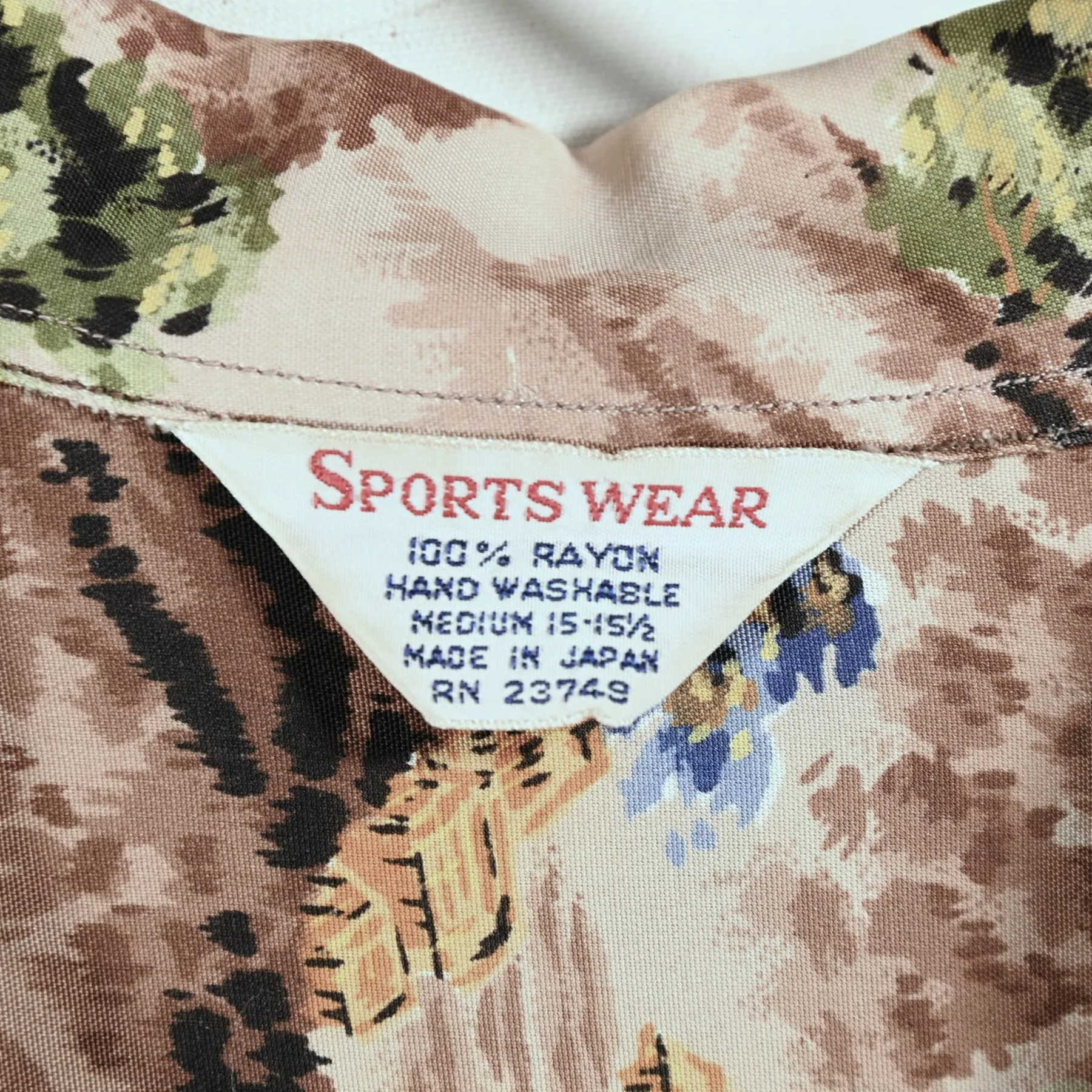 Sports Wear Vintage 50s Rayon Hawaiian Shirt, Made in Japan M
