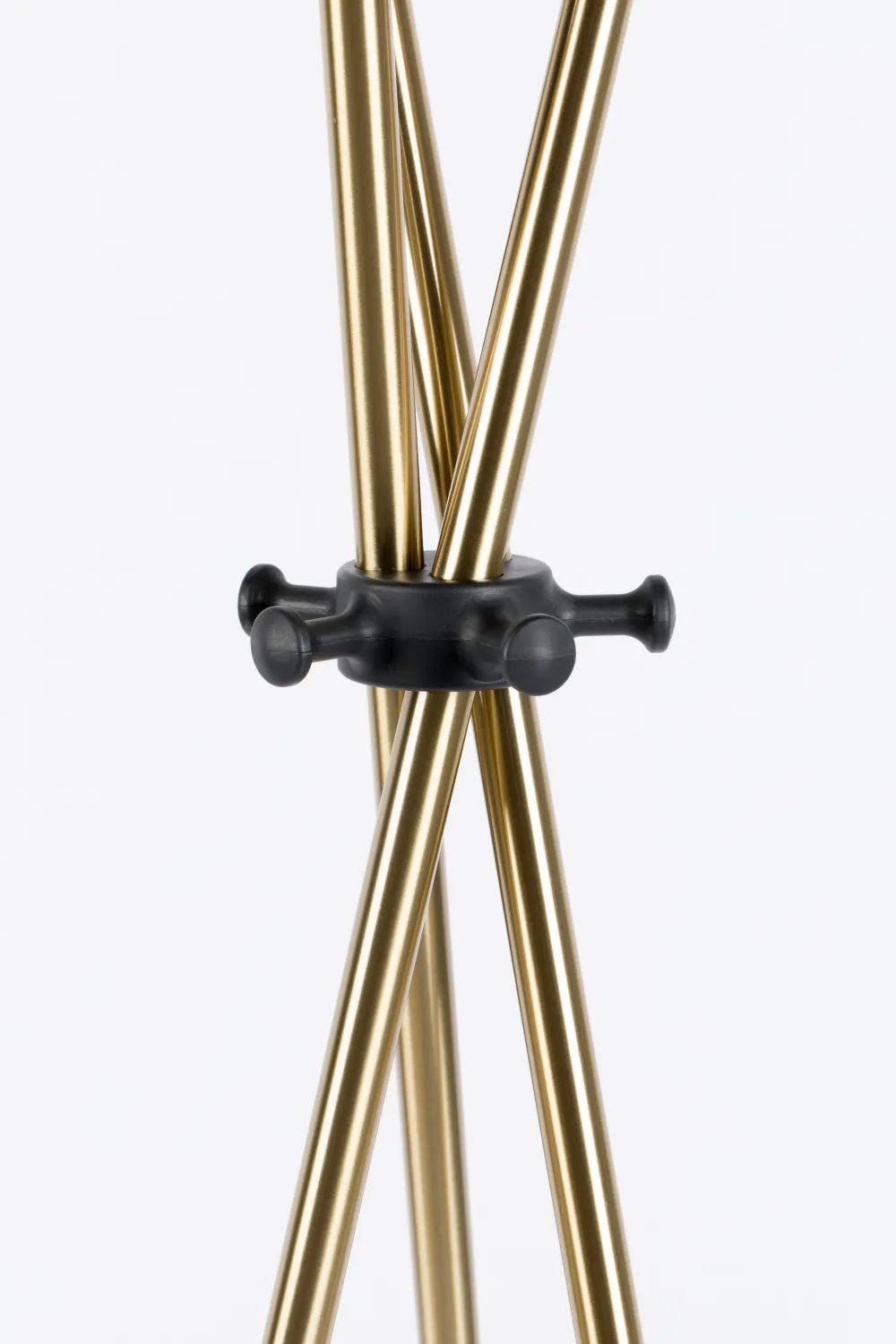 Tripod Metal Coat Rack | DF Darwin